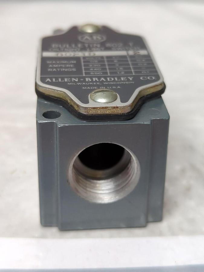 ALLEN BRADLEY,802TD,SERIES 2 OIL TIGHT LIMIT SWITCH NOS