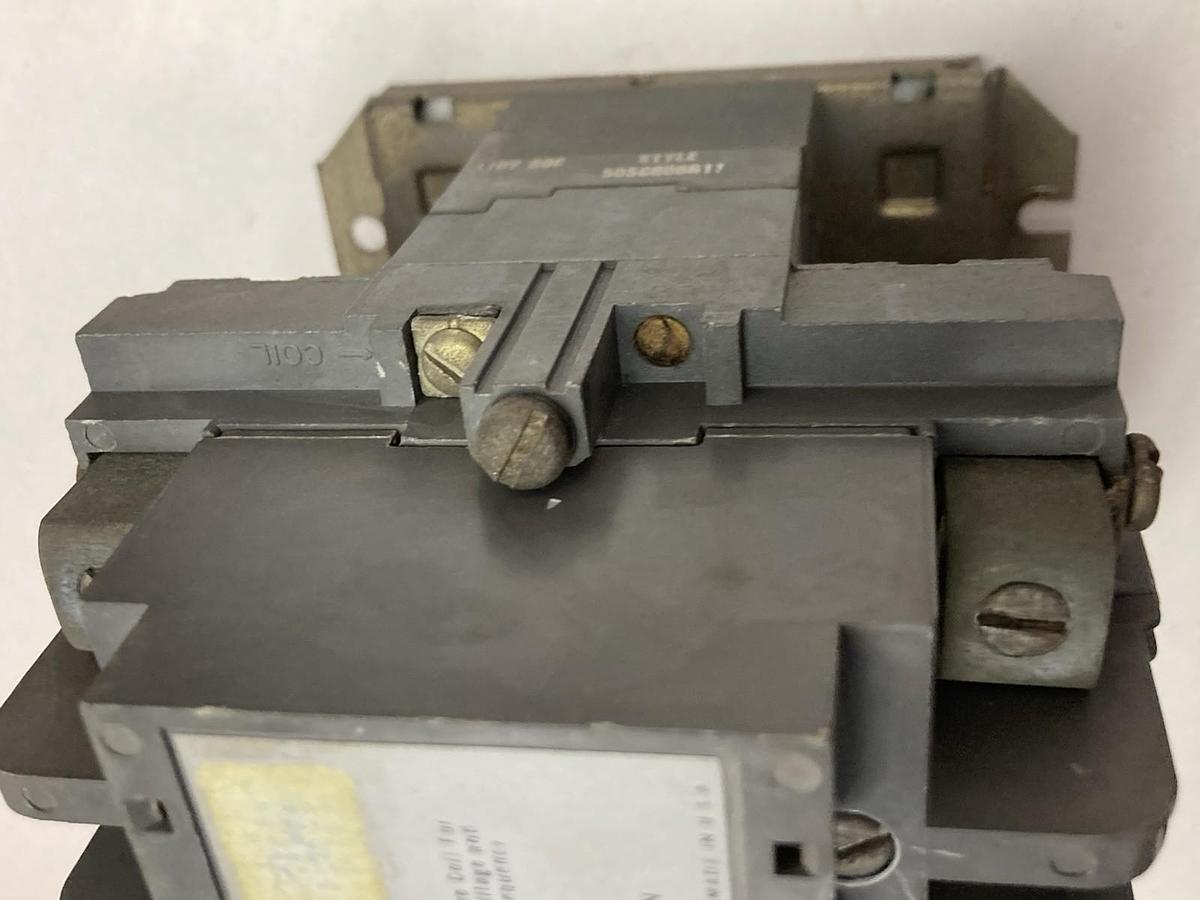 Used Westinghouse,Part 314344-21,Size 2 Starter 3 Contacts