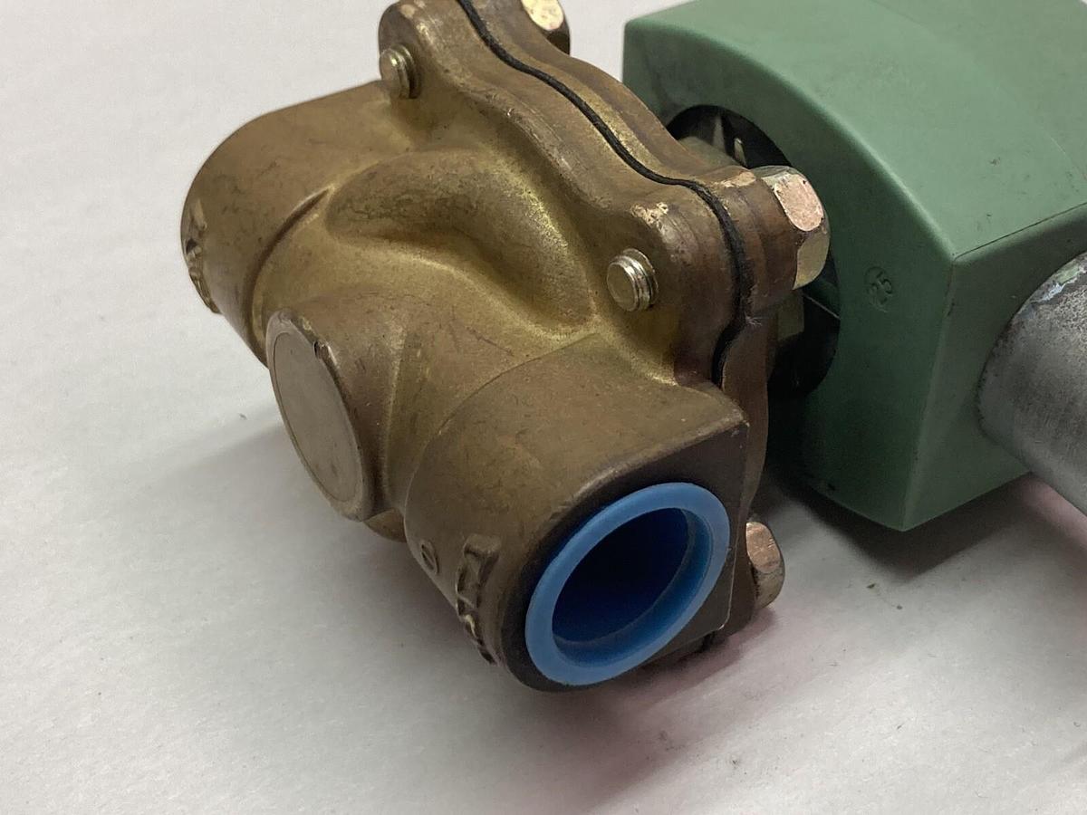 Used Asco,8210G94N,Solenoid Valve 3/4 Inch