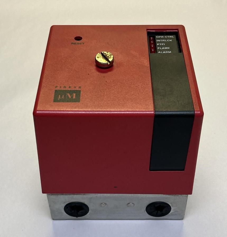 Used HONEYWELL,MEC120D,FLAME SAFETY TIMING MODULE 120V