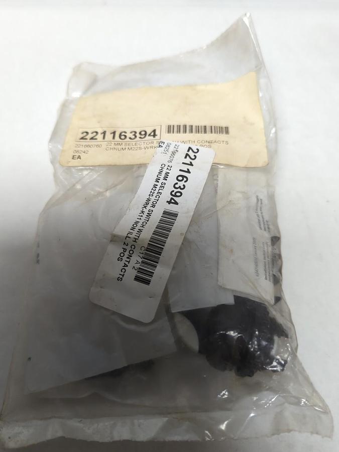 EATON,M22S-WRK-K11,SELECTOR SWITCH WITH CONTACTS NEW