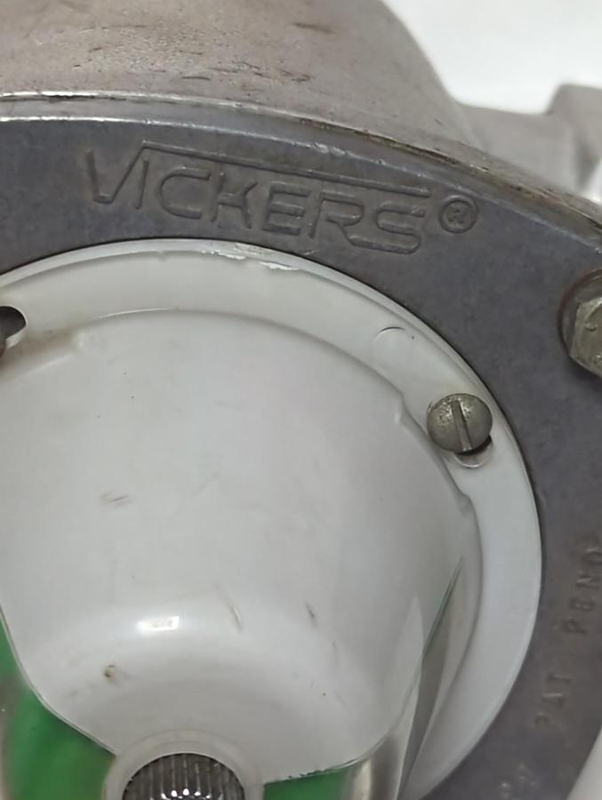 Used VICKERS,F3 101A 2P 11,HYDRAULIC FILTER ELEMENT PRE-OWNED