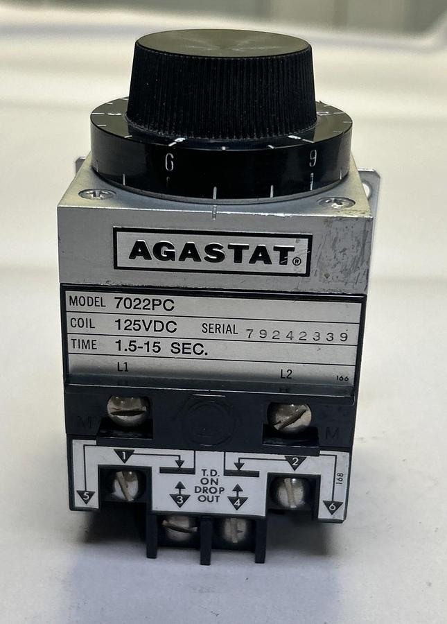 Used AGASTAT,7022PC,TIME DELAY RELAY 1.5-15 SEC