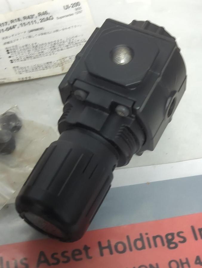 NORGREN,R73G-2AK-RMN,PRESSURE REGULATOR 175F/80C NOS
