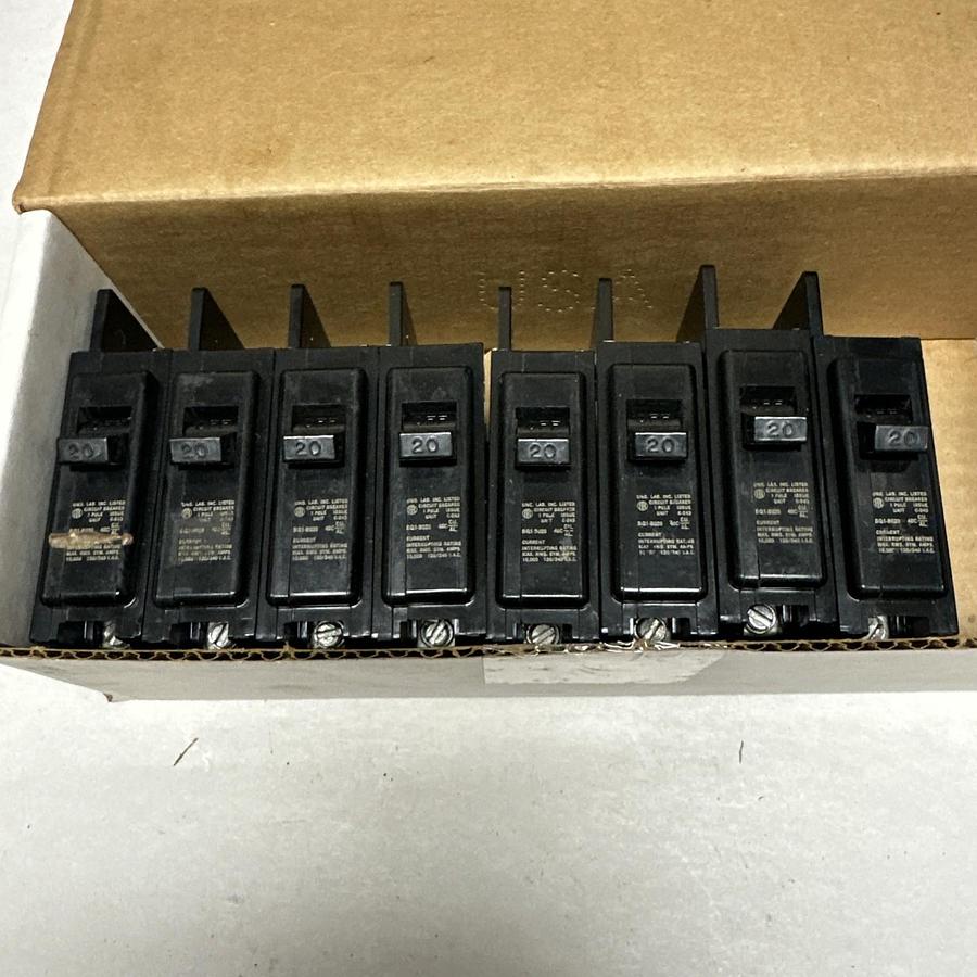 Used ITE,BQ1B020,20 Amp Single Pole Circuit Breaker LOT of 8