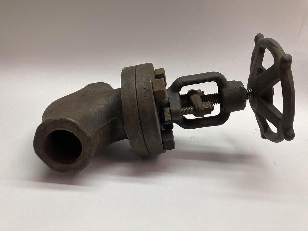 Used Vogt,12141,Manual Steel Socket Globe Valve 1-1/4 Inch 800