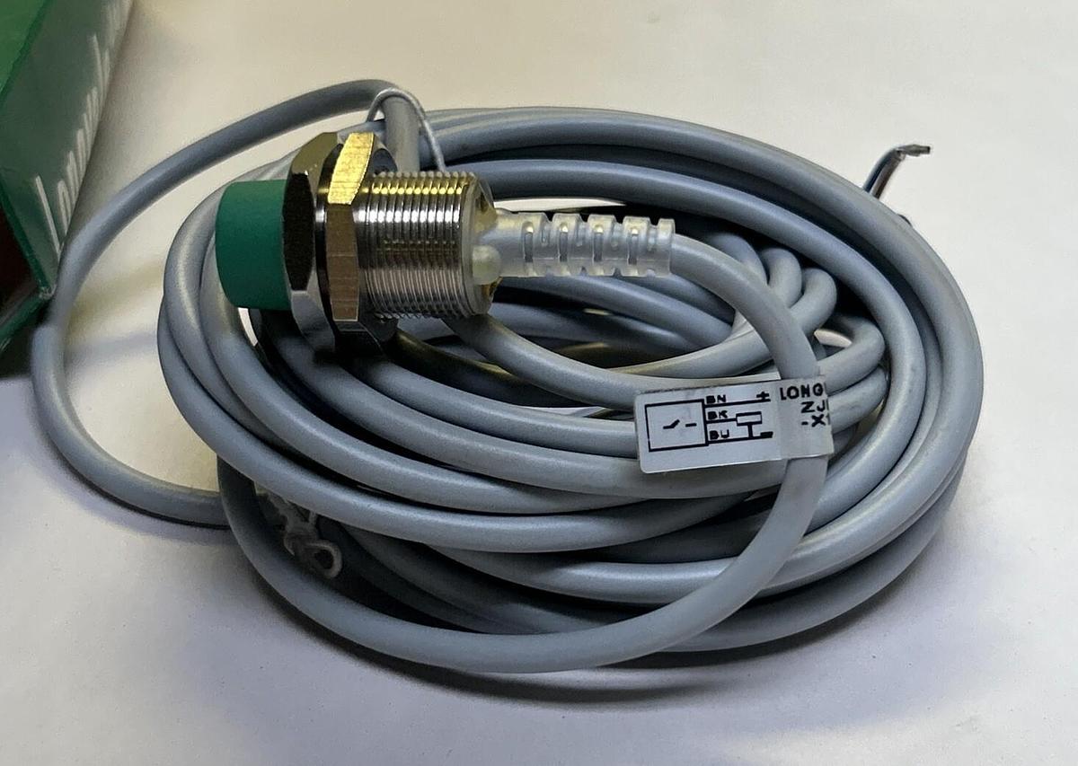 LONGVALE,ZJ8-M18MN30-DPS-X1074,PROXIMITY SENSOR NOS