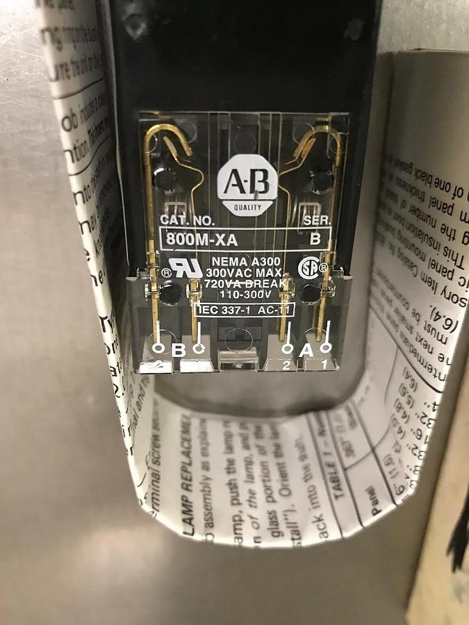 Allen Bradley,800MR-16HA2BRA,Illuminated Selector switch