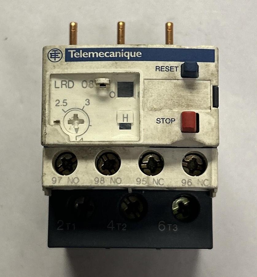 Used TELEMECANIQUE,LRD08,OVERLOAD RELAY