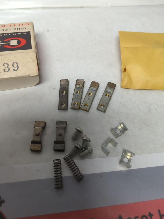CUTLER-HAMMER,6 139,RENEWAL PARTS KIT NOS