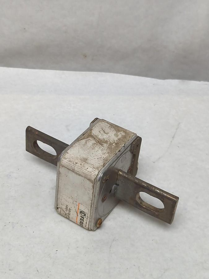 Used FERRAZ SHAWMUT,S100977CF001,FUSE 1000 AMP 600V PRE-OWNED