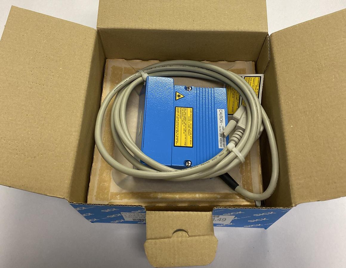 Used SICK,CLV431-6910S01,BARCODE SCANNER NEW