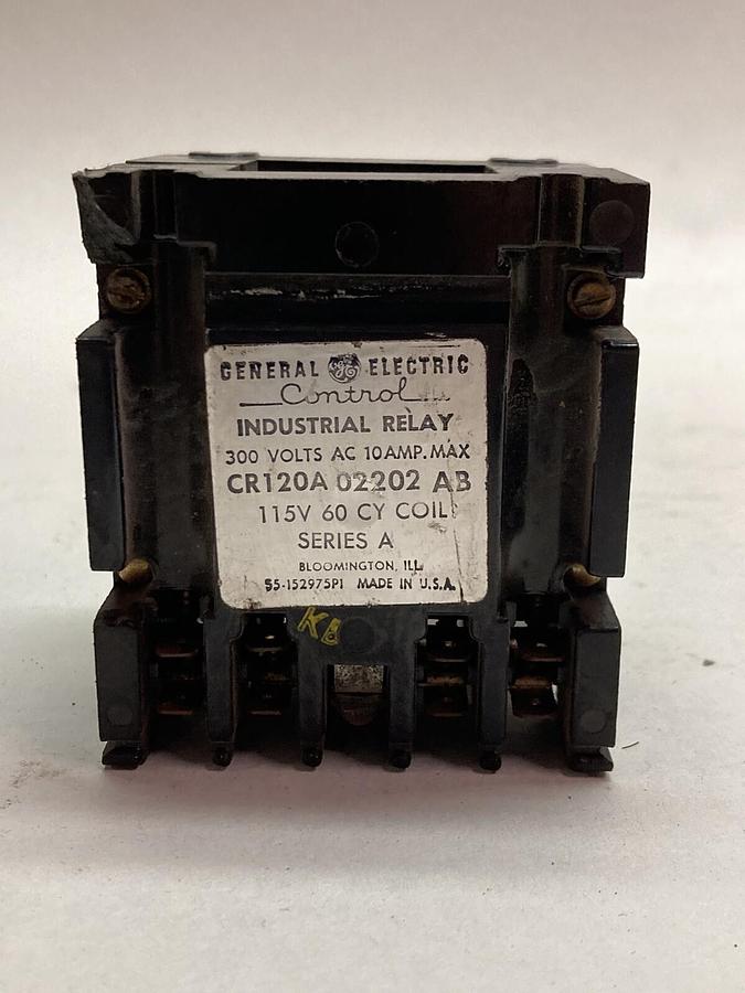 Used General Electric,CR120A 02202 AB,Industrial Relay Series A
