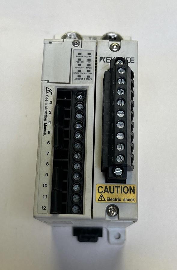 Used KEYENCE,SL-R11,SAFETY CONTROL UNIT