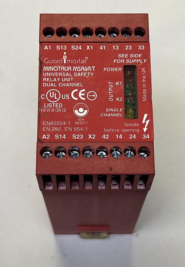 Used ALLEN BRADLEY,440R-C23017,SAFETY RELAY