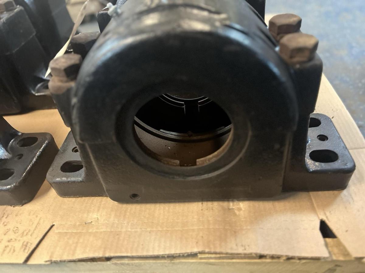 Used REXNORD,PELB6879FR,SAF 4-15/16" PILLOW BLOCK HOUSING