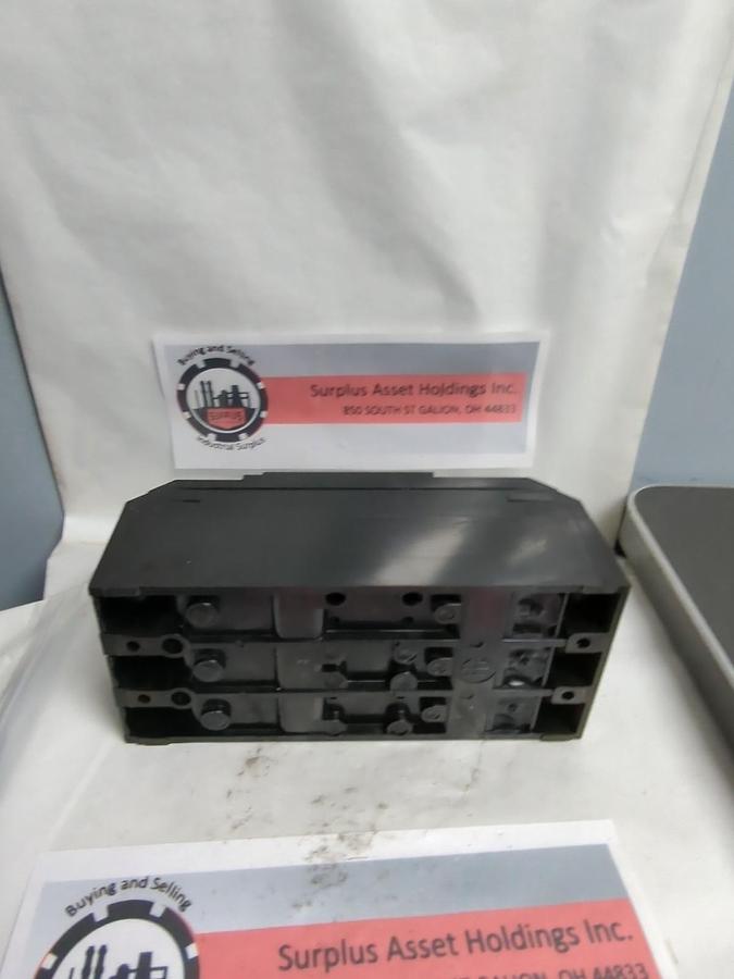 Used I-T-E,ET100,TYPE ET100 AMPERE "F" FRAME CIRCUIT BREAKER 3-POLE PRE-OWNED