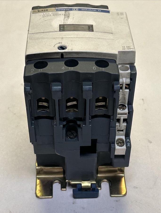 Used TELEMECANIQUE,LC1D5011,CONTACTOR