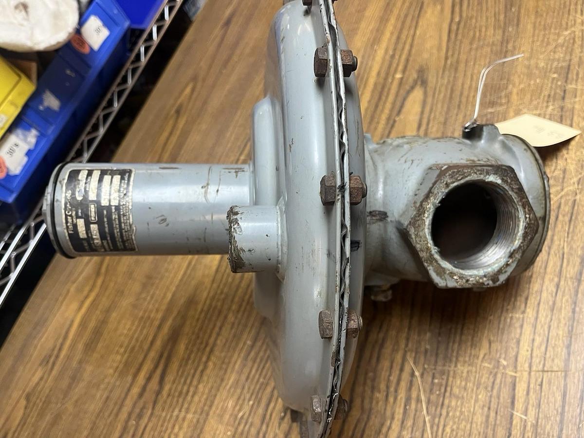 Used FISHER,TYPE 66R,VAPOR RECOVERY VALVE 2" DN1112