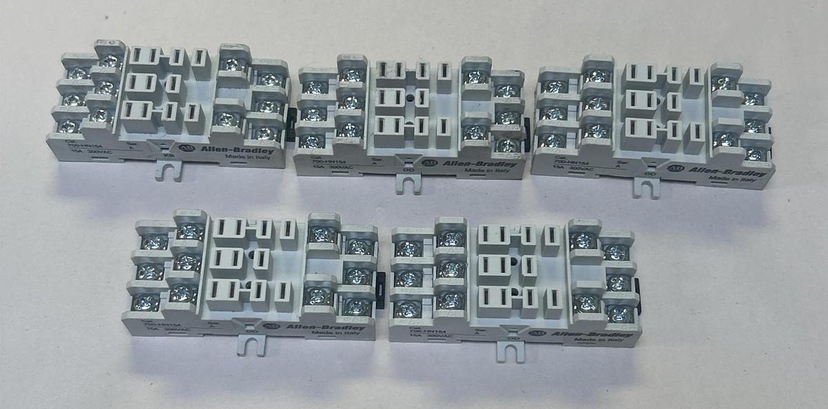 Used ALLEN BRADLEY,700-HN154,RELAY SOCKET 15A 300V