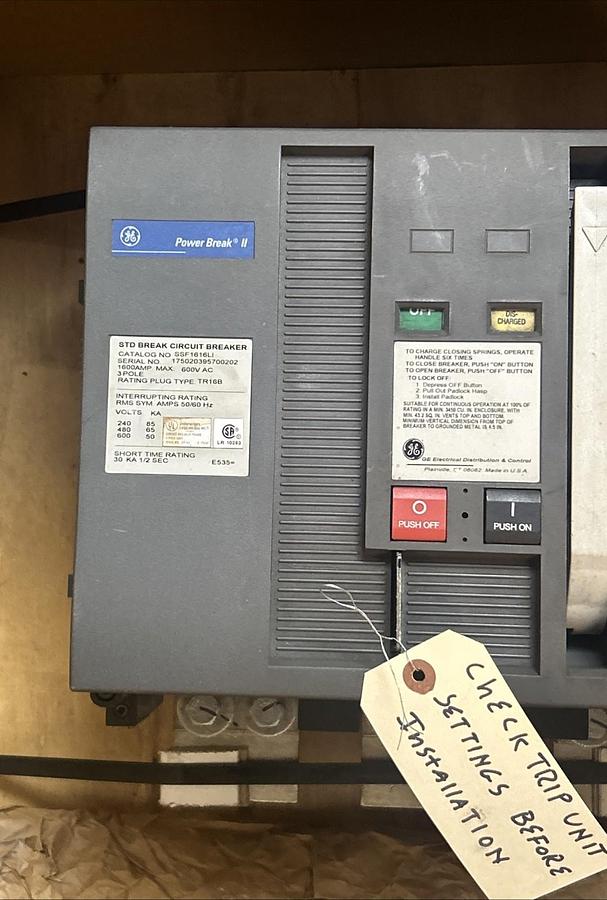 Used GENERAL ELECTRIC,SSF1616LI,STD BREAK CIRCUIT BREAKER 1600A 600V REFURBISHED