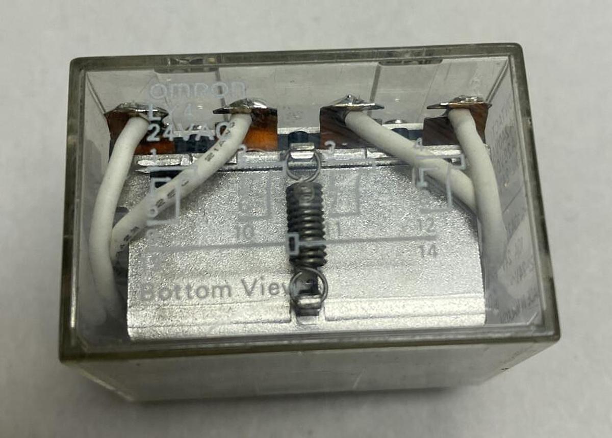 Omron,LY4 Relay,10A 240V 24V Coil Lot Of 3