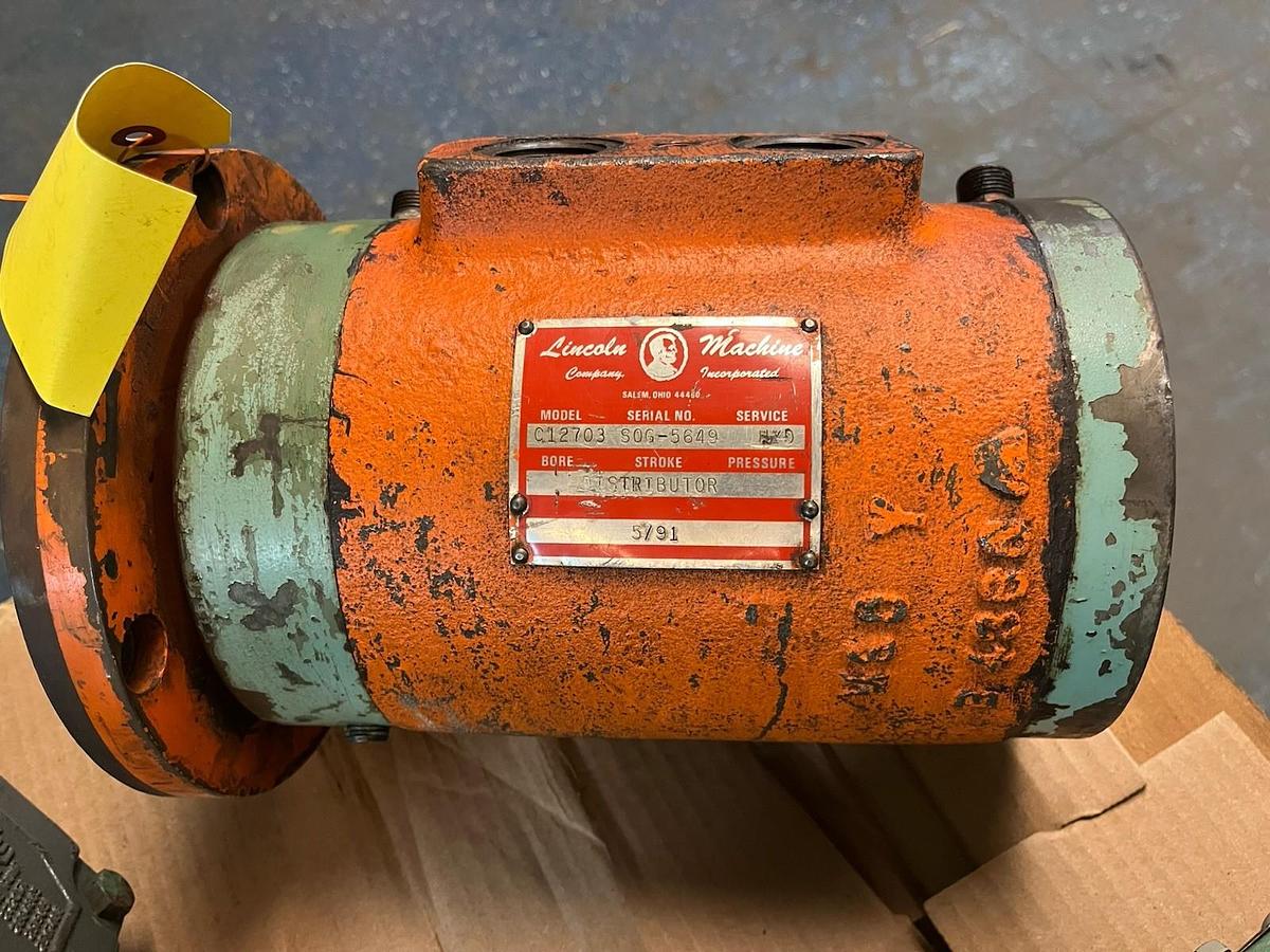 Used LINCOLN MACHINE,C12703,HYDRAULIC DISTRIBUTOR CYLINDER