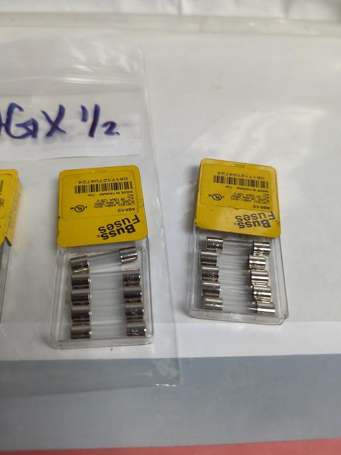 COOPER BUSSMANN,AGX-1/2,1/2 AMP FUSE LOT OF 14 NOS