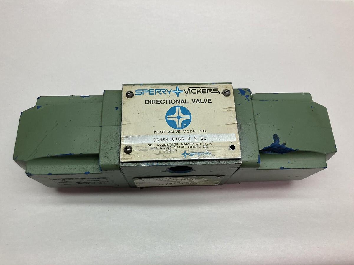 Used Sperry Vickers,DG4S4-016C-W-B-50,Directional Pilot Valve