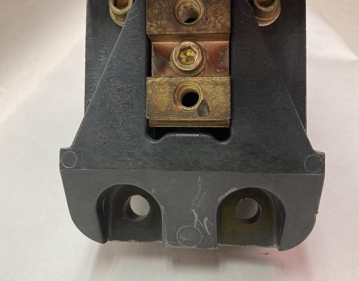 Used Siemens,14-193-100-582,DC Contactor 600V 1000A 125V-DC