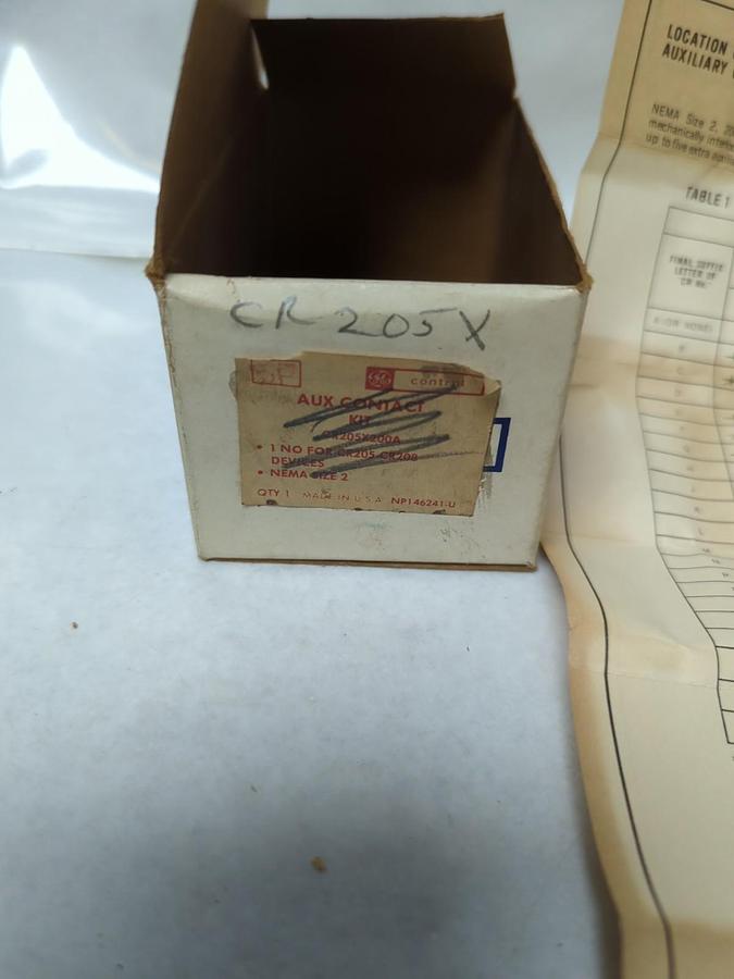 GENERAL ELECTRIC,CR205X,AUXILIARY CONTACT 600V AC 250V DC SAME POLARITY NOS
