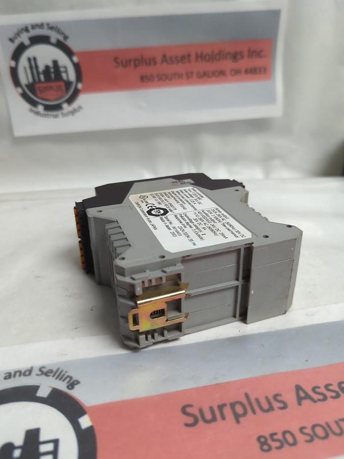 Used OMRON,F3SX-NR,SAFETY CONTROLLER 24V DC PRE-OWNED