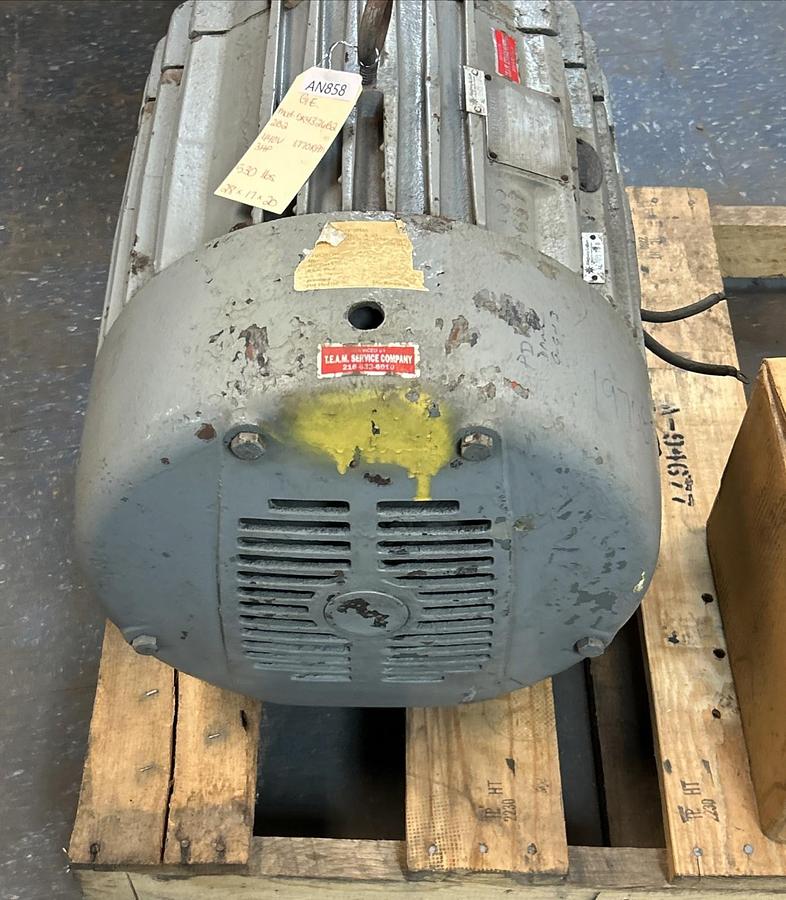 Used GENERAL ELECTRIC,5K4326B22B2,MOTOR 30HP 1770RPM 220/440V 3PH 326S FRAME