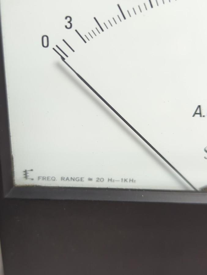 Used SIMPSON,0-15,PRESSURE GAUGE 0-15 AC AMPERES PRE-OWNED