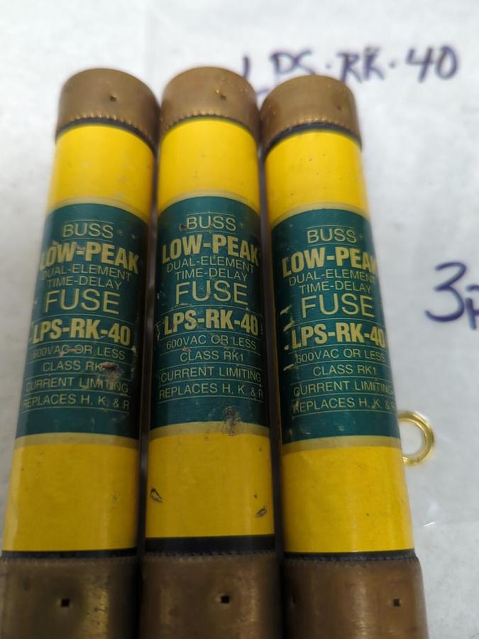 Used COOPER BUSSMANN,LPS-RK-40,LOW-PEAK 40 AMP FUSE LOT OF 3 PRE-OWNED