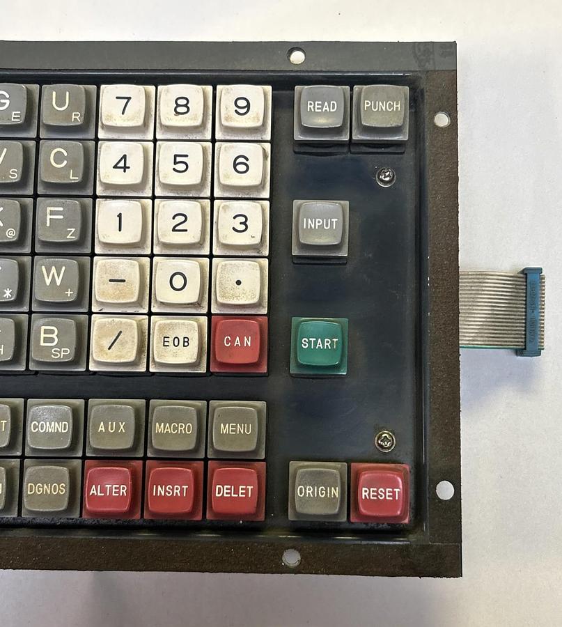 Used FANUC,A20B-1000-0134-01,CONTROL KEYPAD