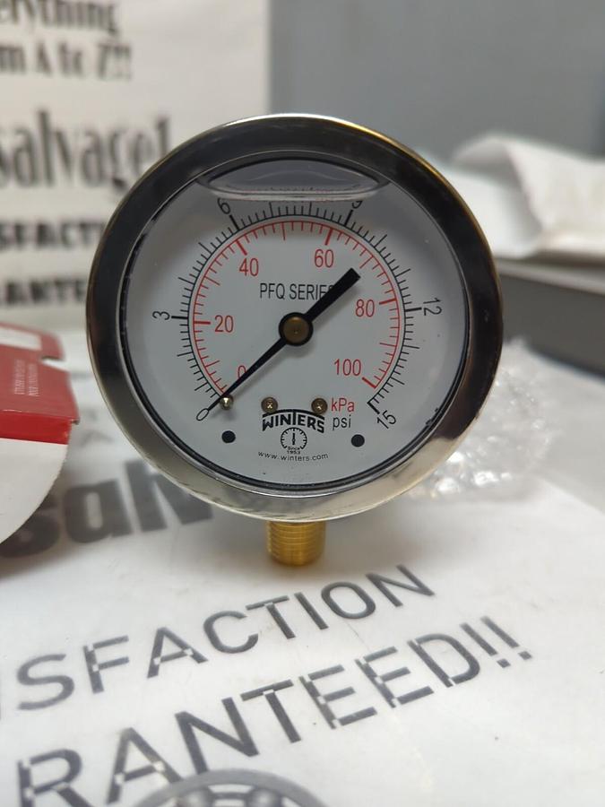 WINTERS,PFQ800,2-1/2 IN PRESSURE GAUGE 1/4 IN NPT 0-15 PSI/KPA NOS