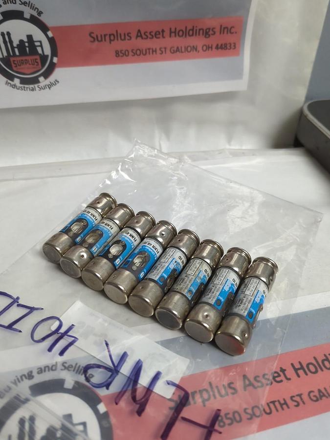 Used LITTELFUSE,FLNR-40ID,INDICATOR 40 AMP FUSE LOT OF 8 PRE-OWNED