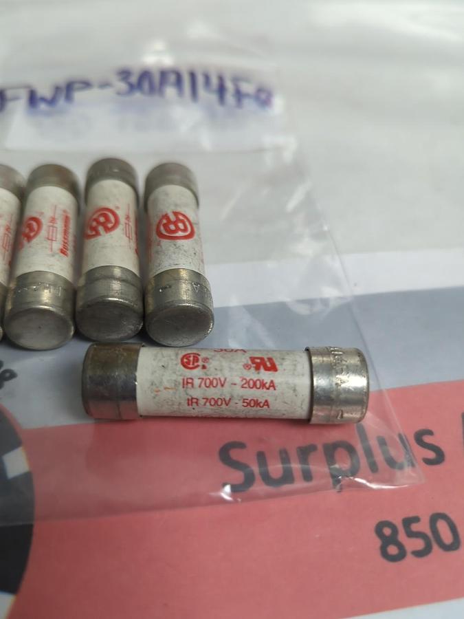 Used COOPER BUSSMANN,FWP-30A14Fa,FUSE 30 AMP FUSE LOT OF 5 PRE-OWNED
