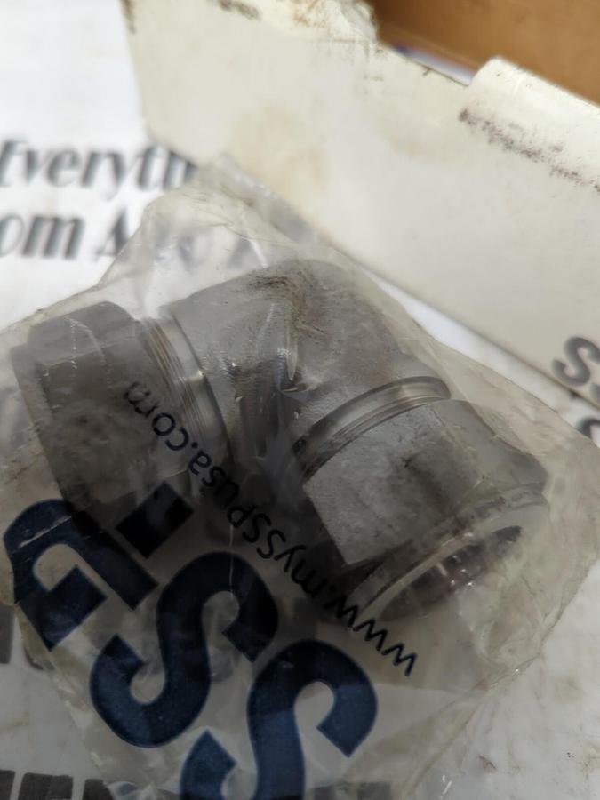 DUOLOK,ISSD16UE,UNION ELBOW 1 INCH NOS