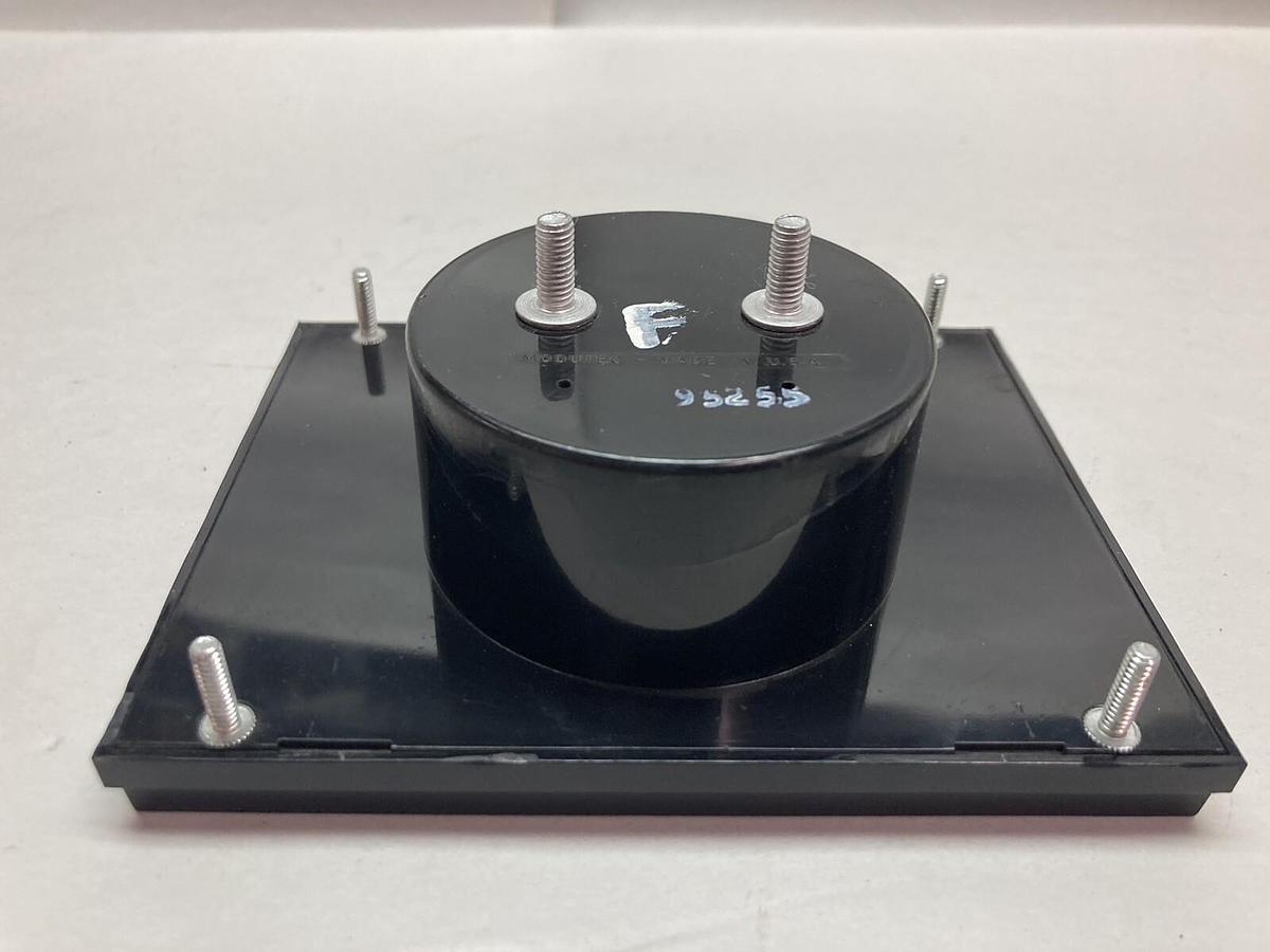 Dynapower Corporation,0-50 DC Volts,Panel Meter