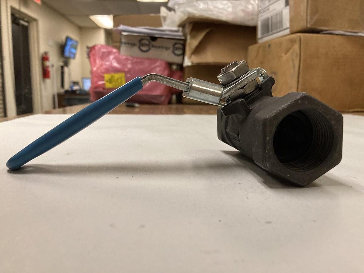 Jamesbury,NA,1 INCH Ball Valve  Body 2000  Seat 2000