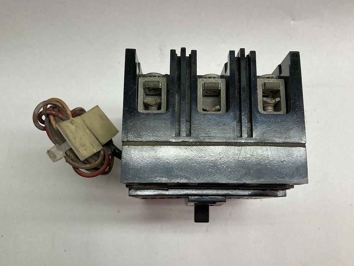 Used GE,TEB132040,Circuit Breaker 240Vac 40A