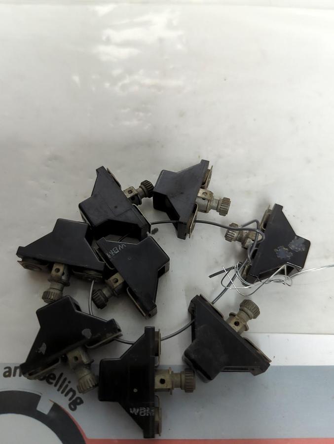 Used ALLEN BRADLEY,W59,THERMAL OVERLOAD HEATER ELEMENT LOT OF 8 PRE-OWNED