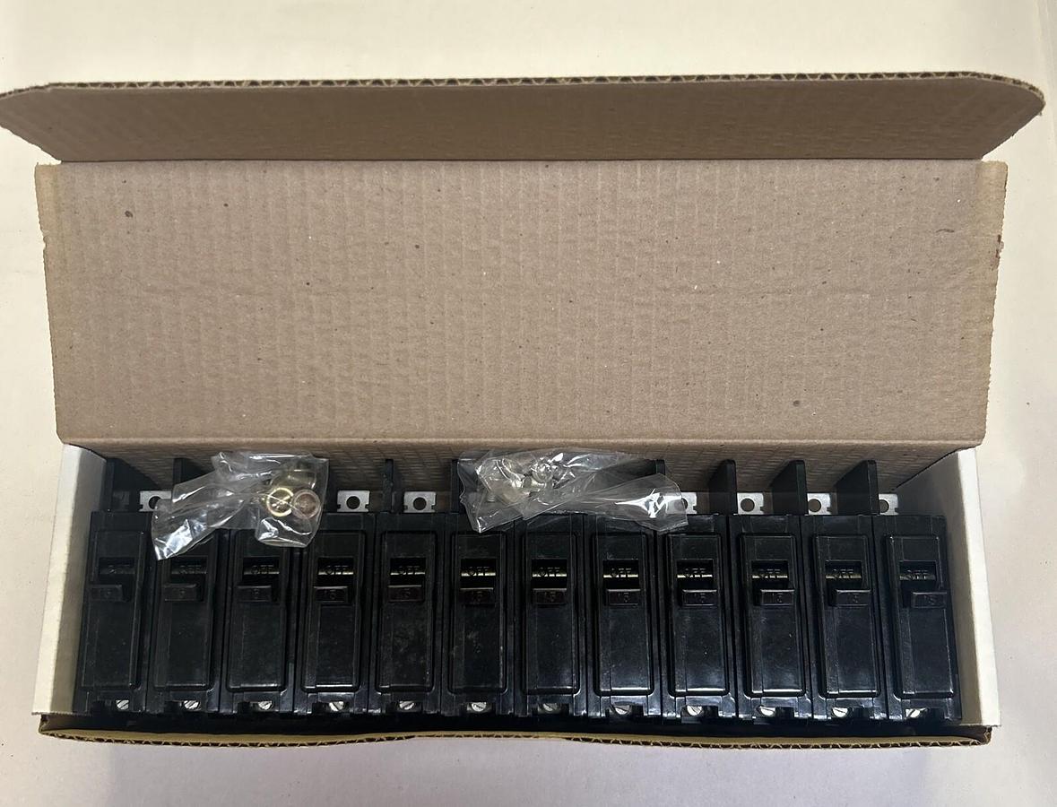ITE,BQ1-B015,CIRCUIT BREAKER 15A 120/240V 1P LOT OF 12 NOS
