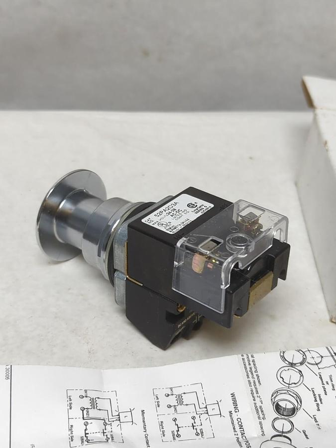 SIEMENS,52PA2D3A,2-POLE PUSH PULL OPERATOR 24V NEW