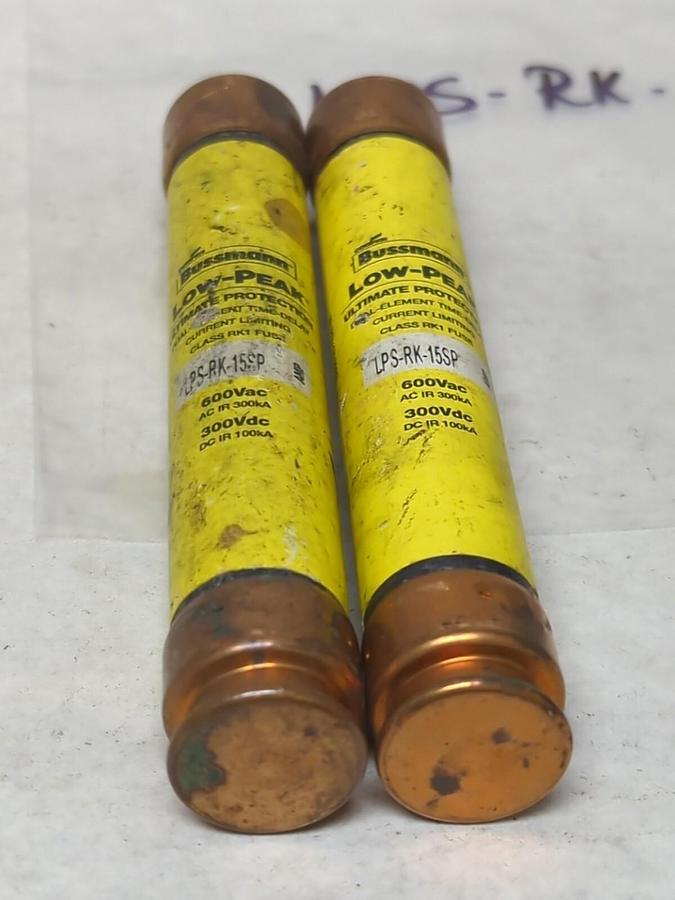 Used COOPER BUSSMANN,LPS-RK-15SP,LOW-PEAK 15 AMP FUSE LOT OF 2 PRE-OWNED