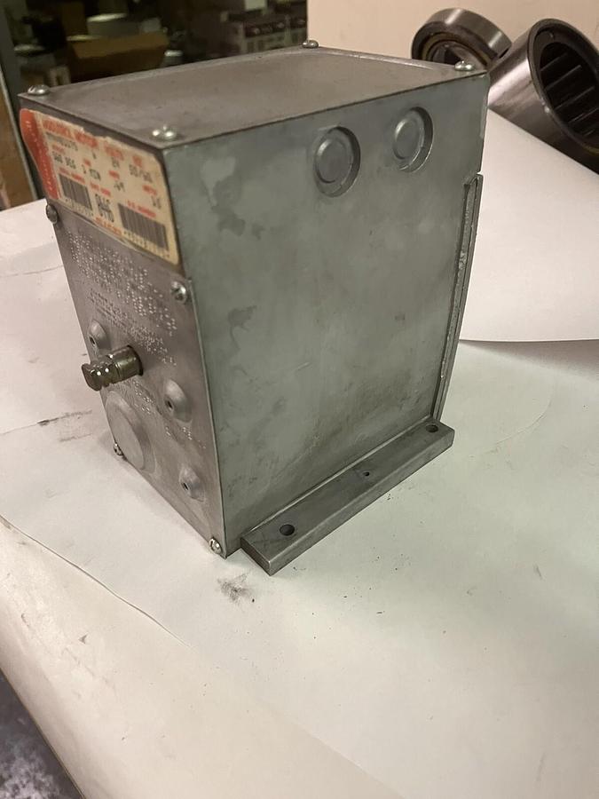 HONEYWELL,M944B1175,MODUTROL MOTOR 24VAC 160 DEG STROKE 1 MIN