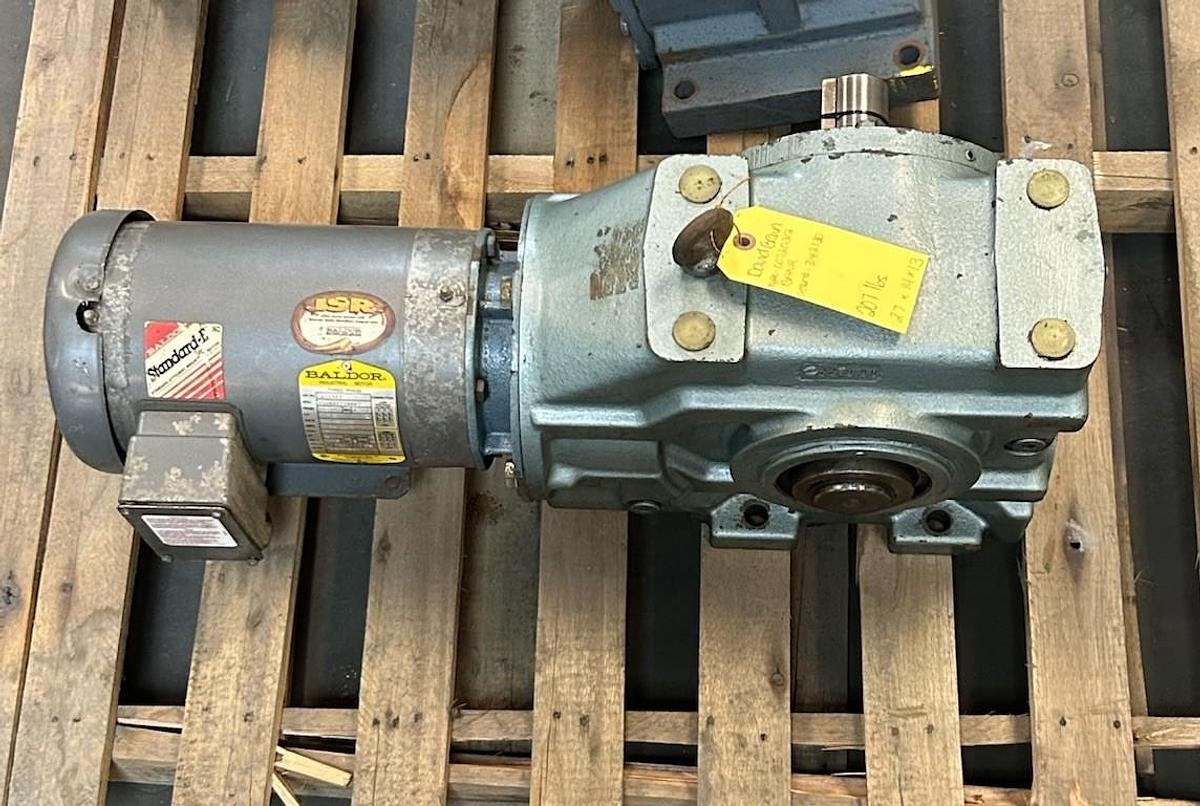 Used DAVID BROWN,C0720212BANR,GEAR REDUCER MOTOR 1.5HP 1740RPM 208-230/460V 3PH