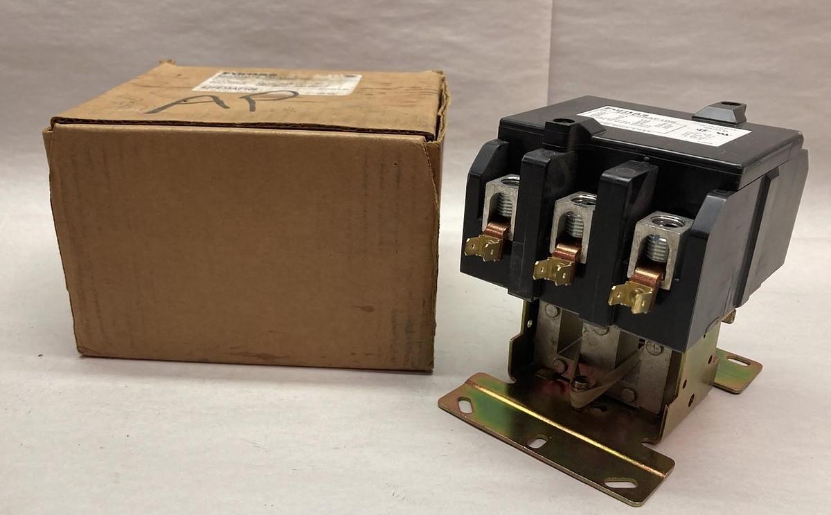 Used Siemens Furnas,42FE35AF106,Definite Purpose Contactor